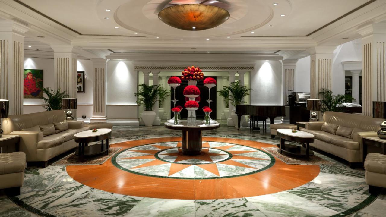 Hotel The Claridges Neu-Delhi Exterior foto Lobby
