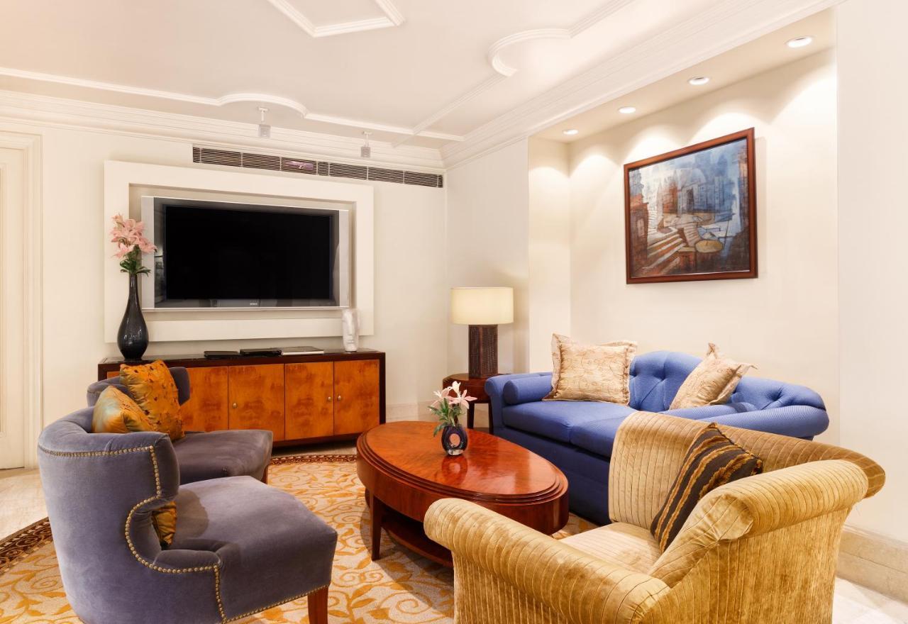 Hotel The Claridges Neu-Delhi Exterior foto Living room
