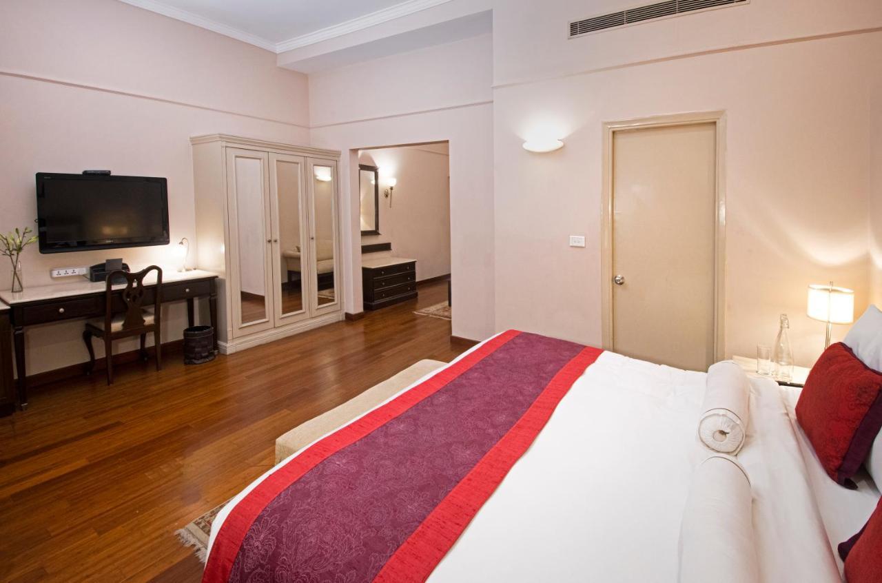 Hotel The Claridges Neu-Delhi Exterior foto A room at the hotel